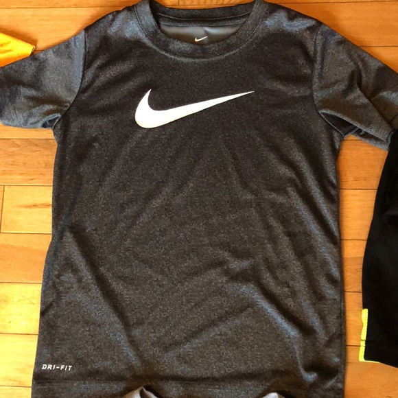 Nike Lot - Picture 3 of 10